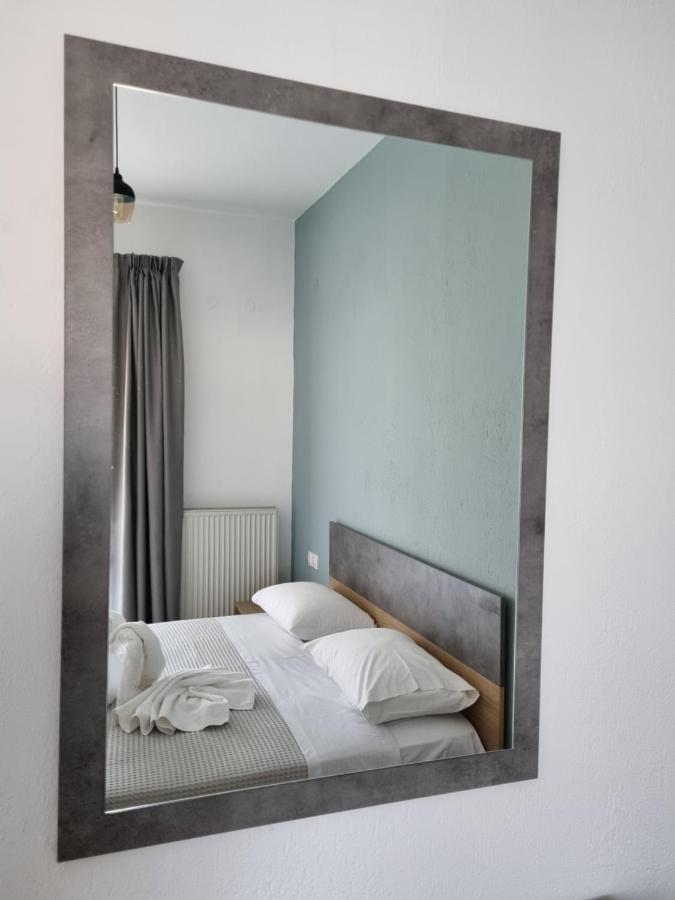 Chriselia Apartment Nea Roda Ngoại thất bức ảnh