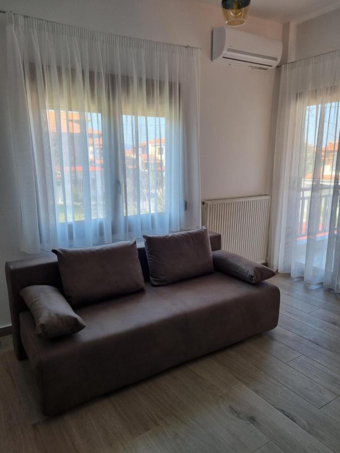 Chriselia Apartment Nea Roda Ngoại thất bức ảnh