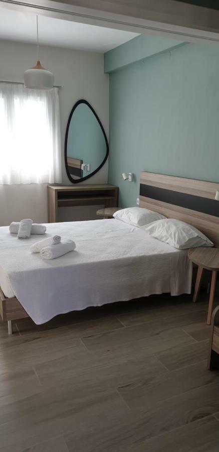 Chriselia Apartment Nea Roda Ngoại thất bức ảnh